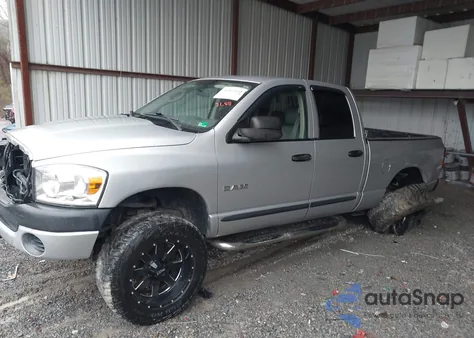 2008 Dodge Ram 1500 St/Sxt из США, поврежденный, VIN 1D7HU18N18J232633